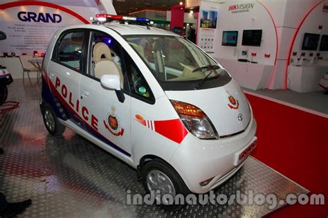 Smallest Police Cars Debut At Indian Auto Show Nano Car