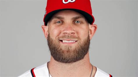 Bryce Harper Reportedly Agrees To 13 Year 330m Deal With Philadelphia