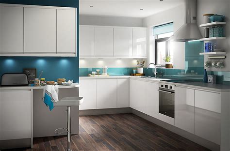 Whether you've settled on white kitchen cabinets to keep things simple or want to try a. IT Marletti White Gloss with Integrated Handle | DIY at B&Q