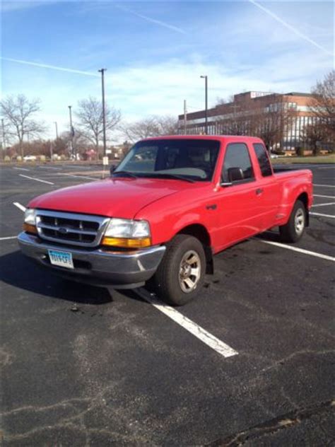 Sell Used 2000 Ford Ranger Xlt Extended Cab Pickup 2 Door 30l In