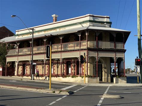 Old Newmarket Hotel Fremantle Shipping News