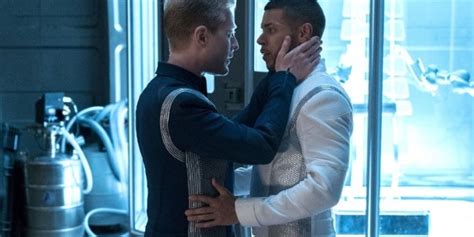 Star Trek Discovery Stars Discuss Playing The Franchises First Gay