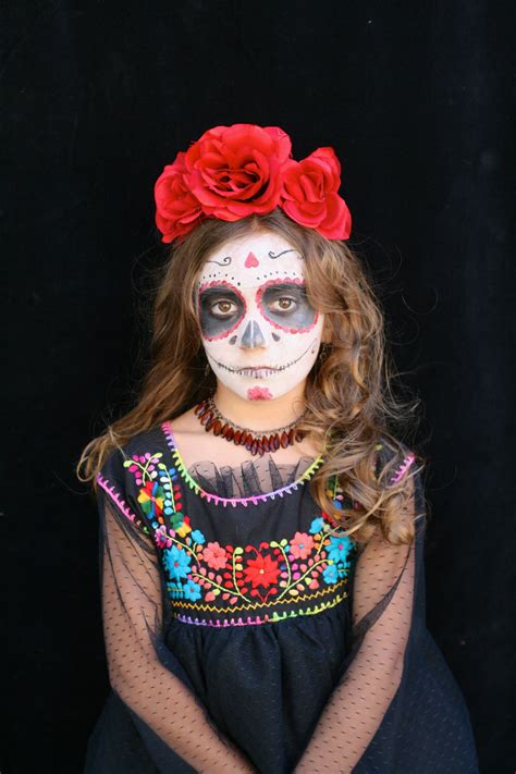 How Is Halloween Like Day Of The Dead Gails Blog