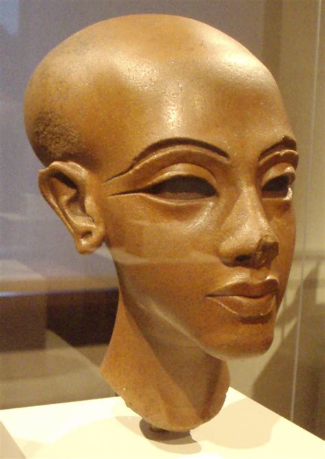 Is Queen Nefertiti Buried Inside King Tuts Tomb