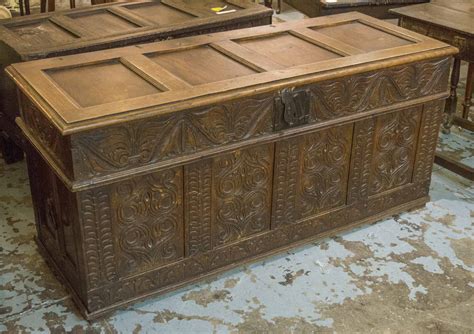 Coffer Late 17th Century Oak With A Rising Panelled Top Enclosing A