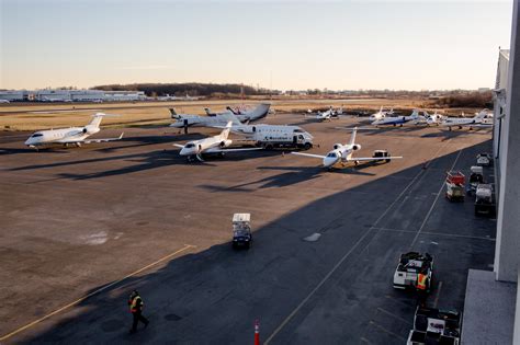 Teterboro Airport Steeped In Glamour History And Noise The New York