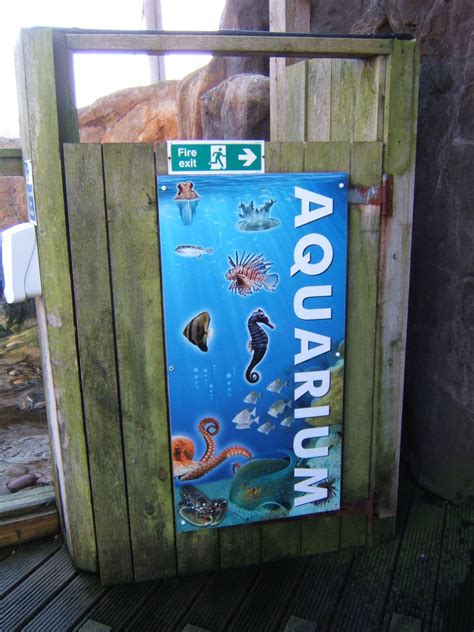 Aquarium Sign Zoochat