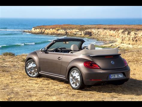 New Car Review 2013 Volkswagen Beetle Convertible 70s Edition