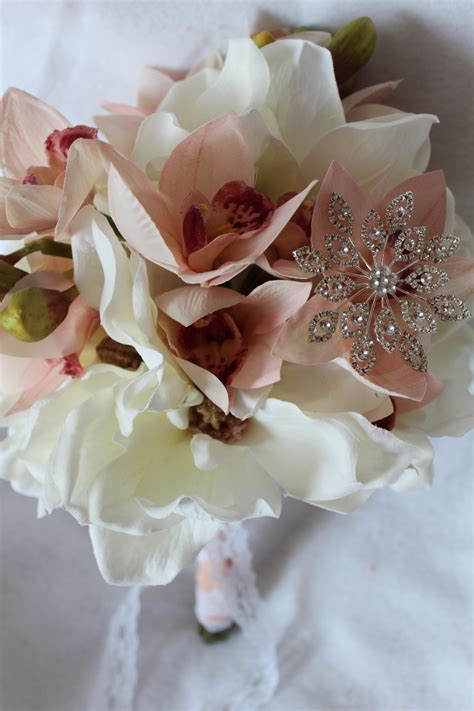 Searching for affordable wedding bouquets for bride and bridesmaids? Order Silk Wedding Flowers Online | Love Is Blooming Blog ...