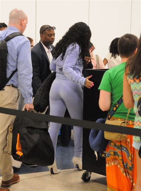 Rihannas Butt In This Tracksuit Is Straight Boi Oi Oing