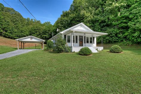Hampton, Carter County, TN House for sale Property ID: 338678779