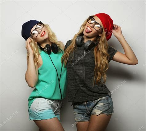 Two Best Friends Hipster Girls — Stock Photo © Kanareva 88119268