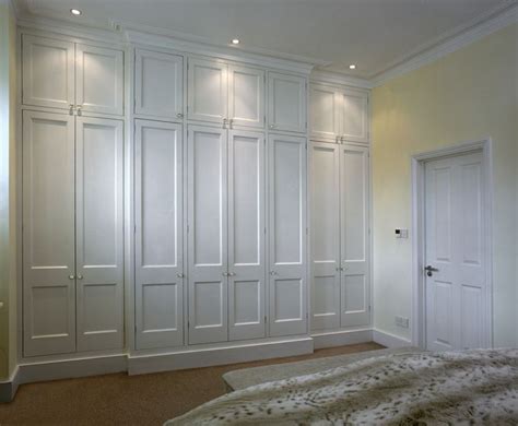 Floor to ceiling bedroom furniture. 1000+ images about Alcove Wardrobes on Pinterest ...
