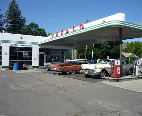 Texaco Station 1959 8 X 10 Photograph Old Gas Stations Gas Station Texaco Vintage