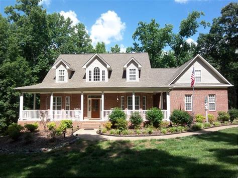 We offer plenty of helpful information about hotels, events, things to do, and restaurants. 119 Big Oak LN, Statesville, NC 28625, USA - Brick front ...