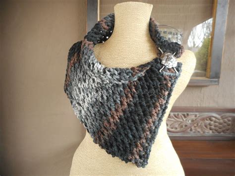hand-knit-cowl,-hand-knit-scarf,-hand-knit-infinity,-hand-knit,-cowl,-scarf,-infinity-hand