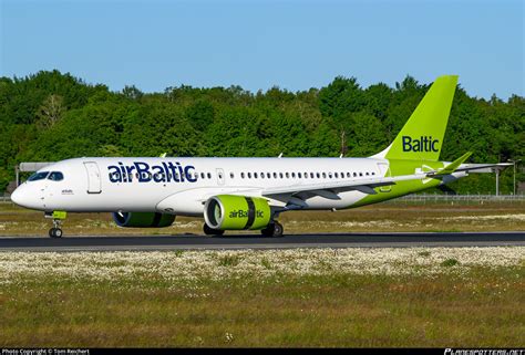 Yl Abi Air Baltic Airbus A220 300 Bd 500 1a11 Photo By Tom Reichert