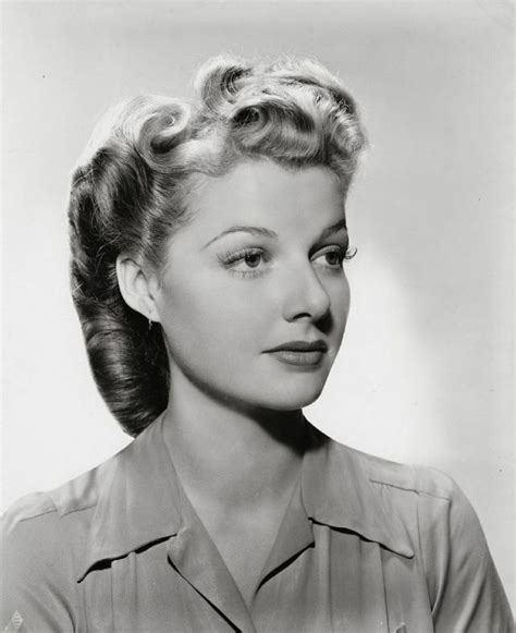 Victory Rolls The Hairstyle That Defined The 1940s Womens Hairdo ~ Vintage Everyday Victory