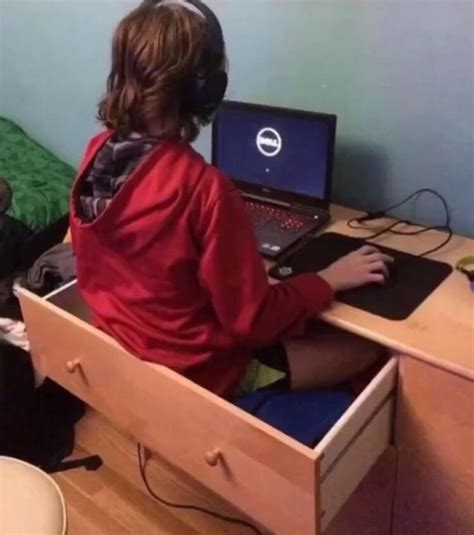 Rshittybattlestations Pc Computers Gaming Funny Pictures Weird