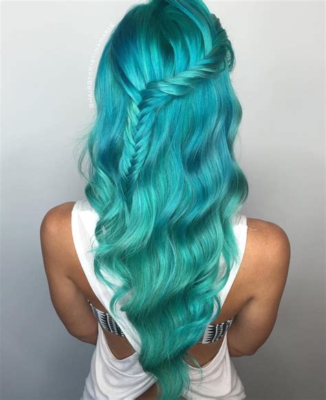 Hairstyles And Beauty Teal Hair Teal Hair Color Turquoise Hair Color