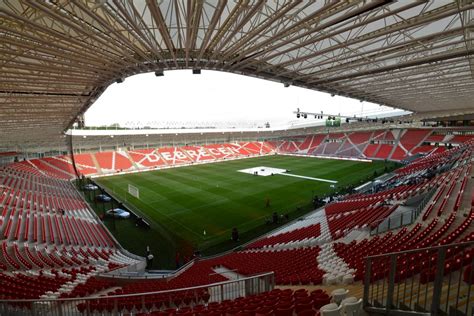 The hungarian men's national team remains in 37th place in the fifa world rankings at the end of may. Hungary's Costly Football Stadium-Building Scheme Attracts ...