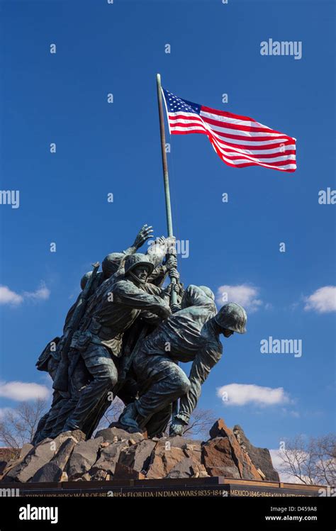 Arlington Virginia Usa Iwo Jima Us Marine Corps War Memorial In
