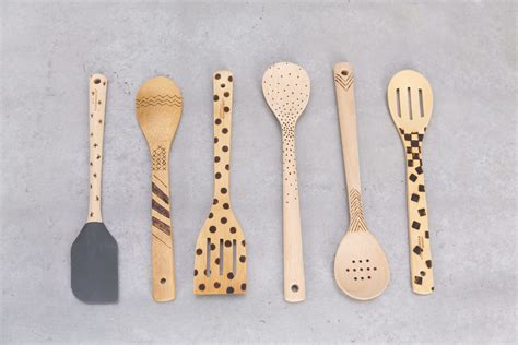 How To Decorate Kitchen Utensils With Wood Burning