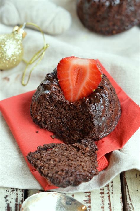 Just a short while ago, i published a bundt cake series to the blog. Easy Chocolate Bundt Cake | Gluten free + Paleo + Healthy ...