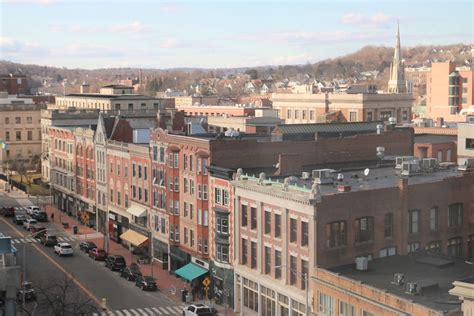 Courtyard By Marriott Waterbury Downtown Waterbury Ct 63 Grand 06702