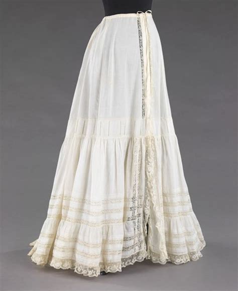 Petticoat American The Met Historical Dresses Edwardian Fashion