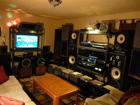 Pin By Jp On Waf 0 Listening Room Man Cave Audiophile