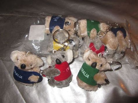 8 Souvenir Koala Keychains Clip On Koala Bears From Etsy Koala Diy