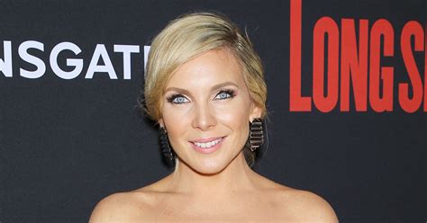 June Diane Raphael Talks To Sons About Gender Fluidity Us Weekly