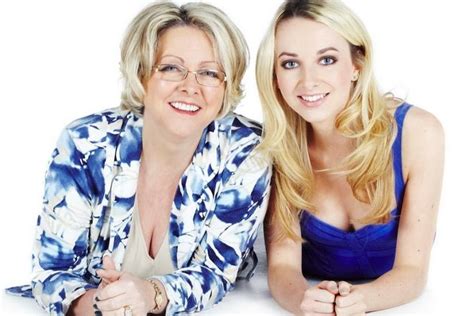 Mother And Daughter Makeover Photoshoot Leeds Wowcher Mother Daughter Photoshoot Stunning