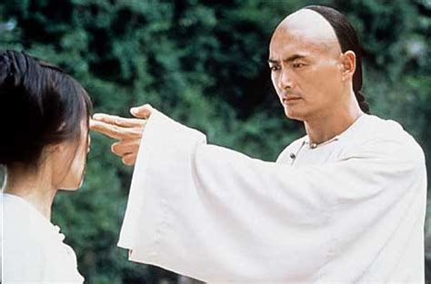 James cameron's new leading man, jackman likes wolverine, hellboy has new enemies, and more! COMMENT / Hollywood's Y2K Crisis / Too many sequels ...