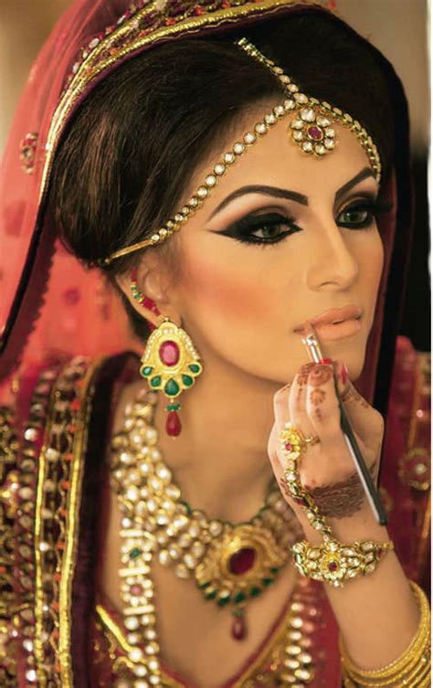 Amazing And Gorgeous Pakistani Bridal Makeup Pictures