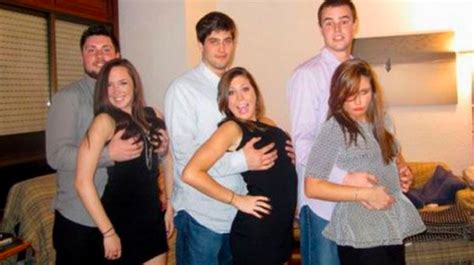 Here S How To Get Out Of The Dreaded Friend Zone The Total Frat Move Archive