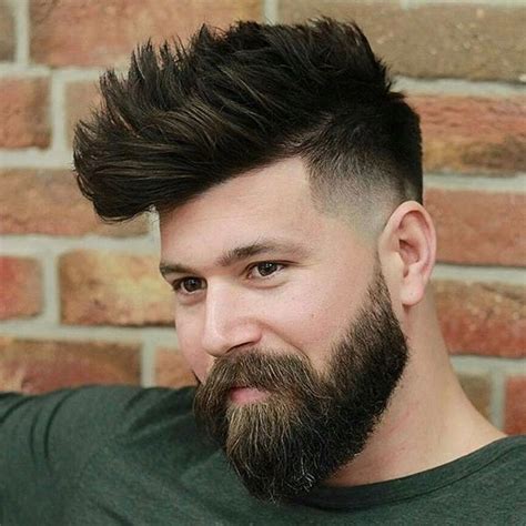 14 Marvelous Hairstyle And Beard Style For Round Face