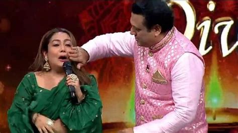 Indian Idol 13 Neha Kakkar Cried On The Set Of Music Reality Show Govinda Wipes Her Tears In