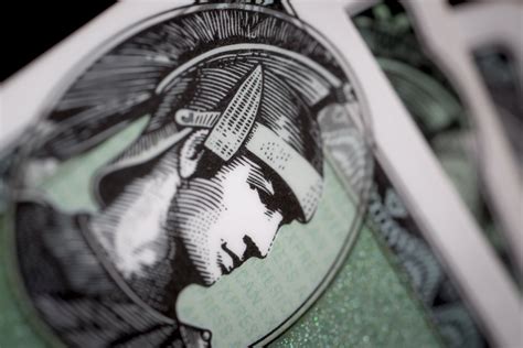 Quicker direct deposit and more. American Express adds cash back to Serve prepaid cards