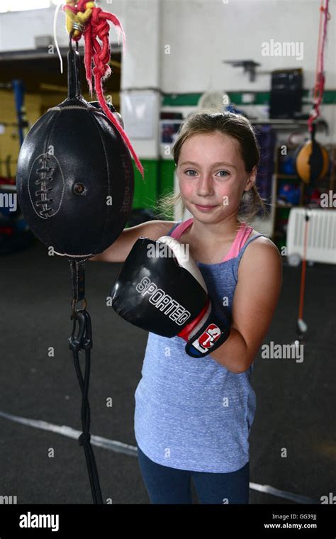 Little Girl Boxing Hi Res Stock Photography And Images Alamy