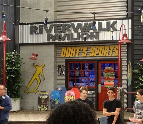 On the Set of Gamer's Guide To Pretty Much Everything #GamersGuideEvent