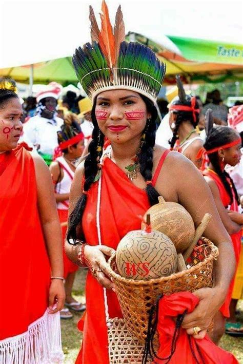 Many women of suriname work in the informal sector and in subsistence agriculture. 196 besten Indian arowak Suriname (South America) Bilder ...
