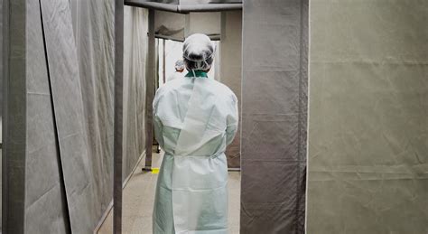 Where do you put these patients? "Don't panic, this disease can be cured" - Recovered ...