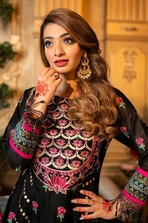 Pin By Beautiful Collection On Nawal Saeed Fashion Long Sleeve Dress