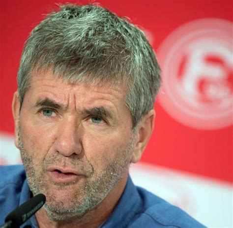 He is an actor, known for a case for two (1981), flutlicht (1984) and golden goal (2006). Medien: Funkel verlängert Vertrag mit Fortuna Düsseldorf ...