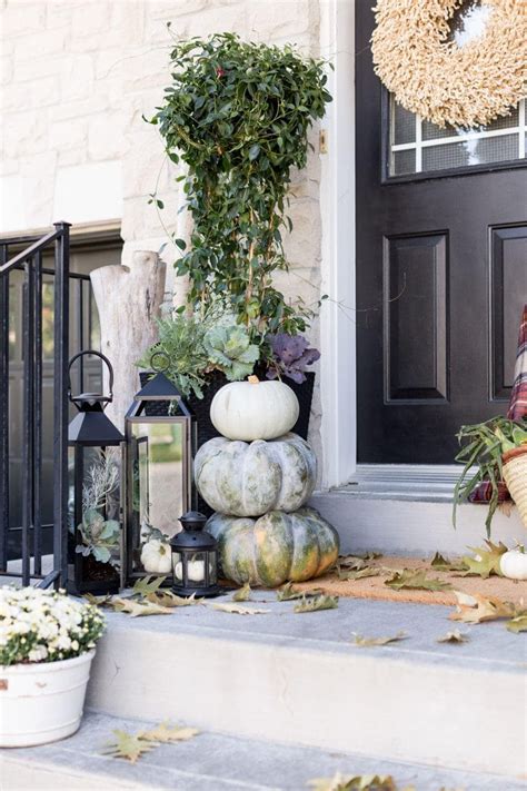 Decorate Your Front Porch For Fall On A Budget These Simple Decor Ideas Are Affordable And Cute