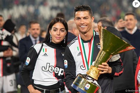 Cristiano ronaldo(@cristianoronaldo_s), gil_foot2(@gil_foot2), aqi̇l(@fc_barcelona777), meliha. Cristiano Ronaldo, sa compagne Georgina Rodriguez - C ...