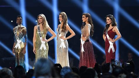 Miss America 2020 Biochemist Wins Crown After On Stage Experiment Bbc News