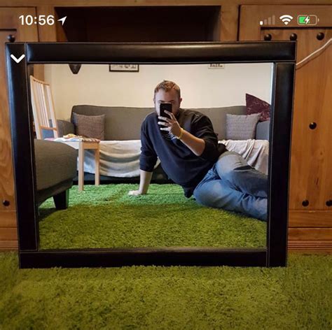 21 Pictures Of People Trying To Take Photos Of Mirrors Theyre Selling